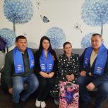 Александр Никошин посетил семьи погибших бойцов СВО
