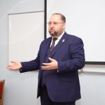 В ЮУрГУ первокурсникам раскрыли секреты социального предпринимательства и поддержки российских брендов
