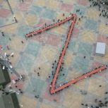 Активисты «Единой России» и МГЕР развернули 80-метровую Георгиевскую ленту на выставке трофейной техники в Екатеринбурге