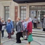Партийцы организовали для ветеранов с Северной стороны экскурсию в Новый Херсонес