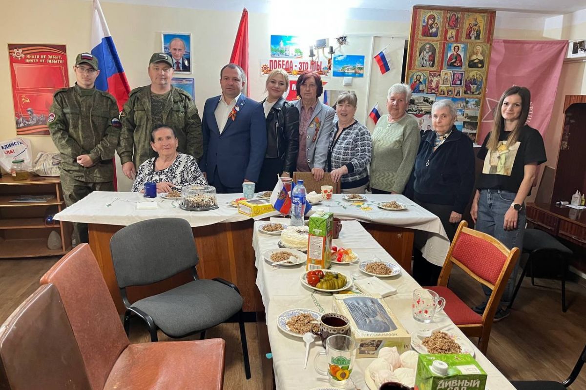 В Нахимовском районе прошла встреча с ветеранами в преддверии Дня Победы