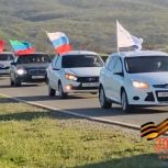 В Хасавюрте по инициативе «Единой России» состоялся автопробег «Слава защитникам Отечества»
