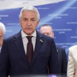 Леонид Огуль: «Единая Россия» последовательного решает вопросы дефицита кадров в здравоохранении