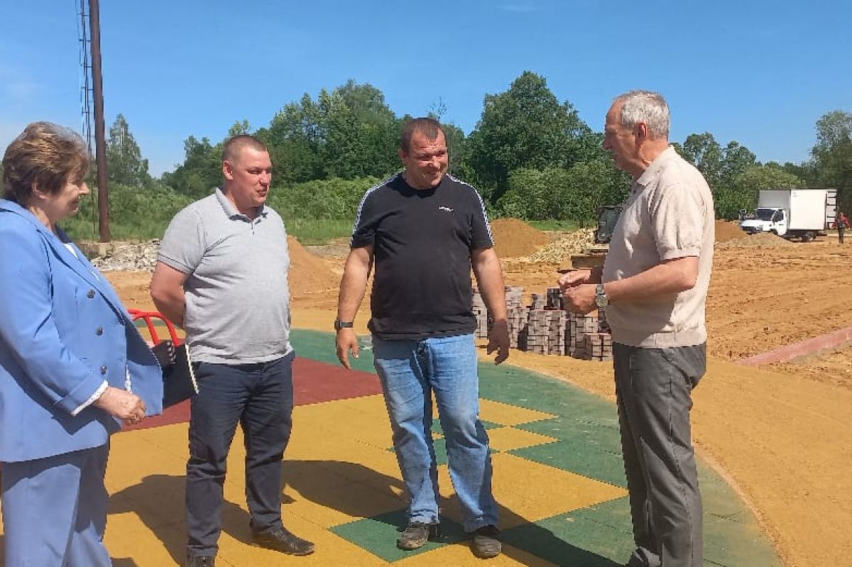 Андрей Литвинов побывал с рабочей поездкой в Спас-Деменском районе