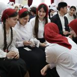 В Грозном состоялся интеллектуальный турнир, посвященный 80-летию Победы