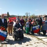 В Верхнеуфалейском районе прошёл митинг у мемориала памяти погибших воинов