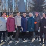 Жители Архангельска вышли на субботник в честь 80-летия Победы