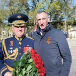 В Пскове состоялось возложение цветов на могиле Неизвестного солдата