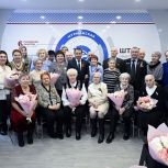 В штабе общественной поддержки «Единой России» в Мурманске чествовали блокадников и детей войны