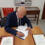 Виктор Бабурин оценил итоги капремонта Новослободской школы