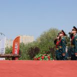 В преддверии 80-летия Победы на мемориале «Кумженская роща» в Ростове зажгли Вечный огонь