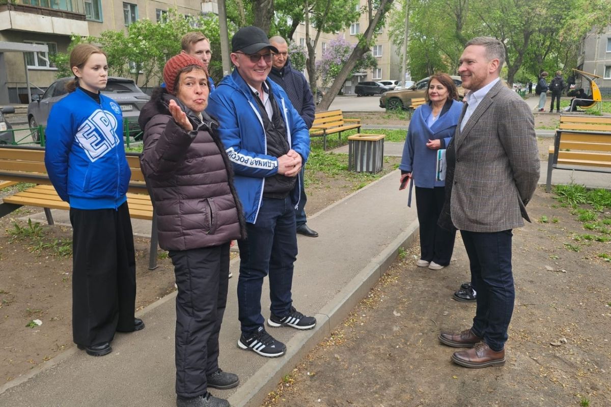 Работа по благоустройству продолжается: визит в Тракторозаводском районе