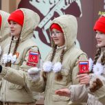 В рамках проекта «Споёмте, друзья!» нарьянмарцы спели песни военных лет у Стены Памяти