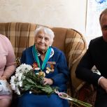«Единая Россия» поздравила ветеранов с 80-летием Великой Победы