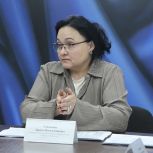 На площадке Курганского регионального исполнительного комитета Единой России состоялась встреча по инициативе регионального координатора партийного проекта «Крепкая семья» Ларисы Соколовой