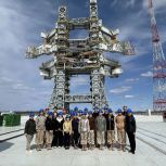 Уникальную экскурсию на космодром Восточный организовали для школьников из маленького села Сосновка