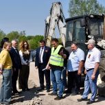 Единороссы провели выездной партийный контроль дорожного объекта в Старожиловском округе