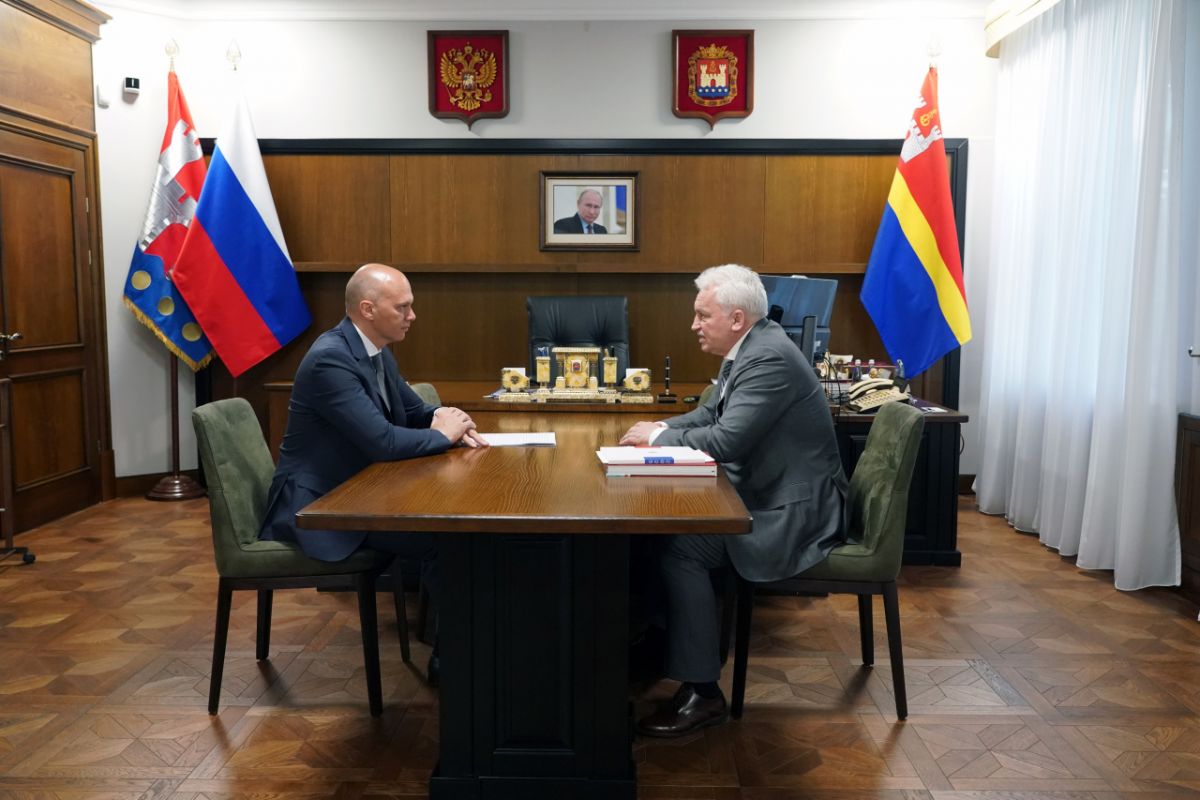 По проекту «Выбор сильных» вопросы развития самбо обсудили губернатор и президент профильной всероссийской федерации