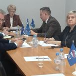 Антонина Галяшкина напомнила муниципальным депутатам об ответственности за качество и сроки ремонта в учреждениях соцсферы