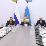 Асфальтирование подъездов к лечебным учреждениям, борьбу с борщевиком и создание точек Wi-Fi обсудили единороссы с губернатором