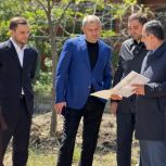 Единоросс Казбек Мутаев окажет содействие в благоустройстве общественной территории в Махачкале