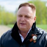 Олег Валенчук поздравил жителей Кировской области с Днем Победы
