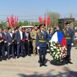 Депутаты «Единой России» почтили память защитников Отечества