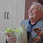 «Единая Россия» на Кубани поздравляет ветеранов с Днём Победы