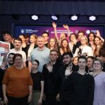Дебаты молодых парламентариев прошли в Москве в рамках проекта «Школа районных лидеров»