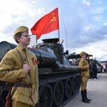 В Устьянском округе состоялся традиционный парад военной техники