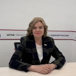 Ирина Соколова помогла тюменской семье подготовить ребенка к выпускному