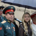 Участник СВО Эльдар Шарипов поздравил выпускников Первого Московского кадетского корпуса с последним звонком