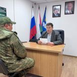 Член фракции "Единой России" Тюменской гордумы Есенгалий Ибраев передал стройматериалы для бойцов СВО