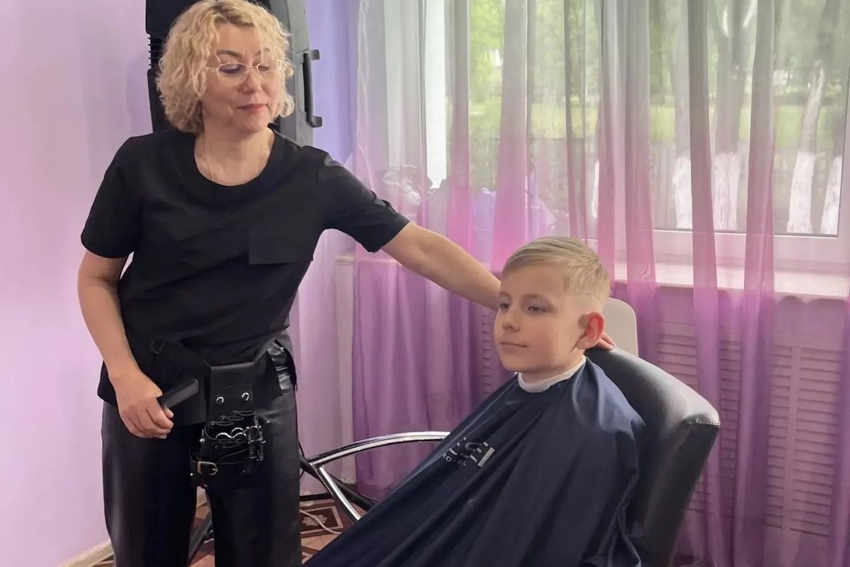 "Крепкая семья": прошла масштабная благотворительная акция «Социальная парикмахерская»