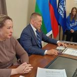 Дмитрий Аксёнов вместе с единороссами обсудил вопросы адаптации и медпомощи участников СВО