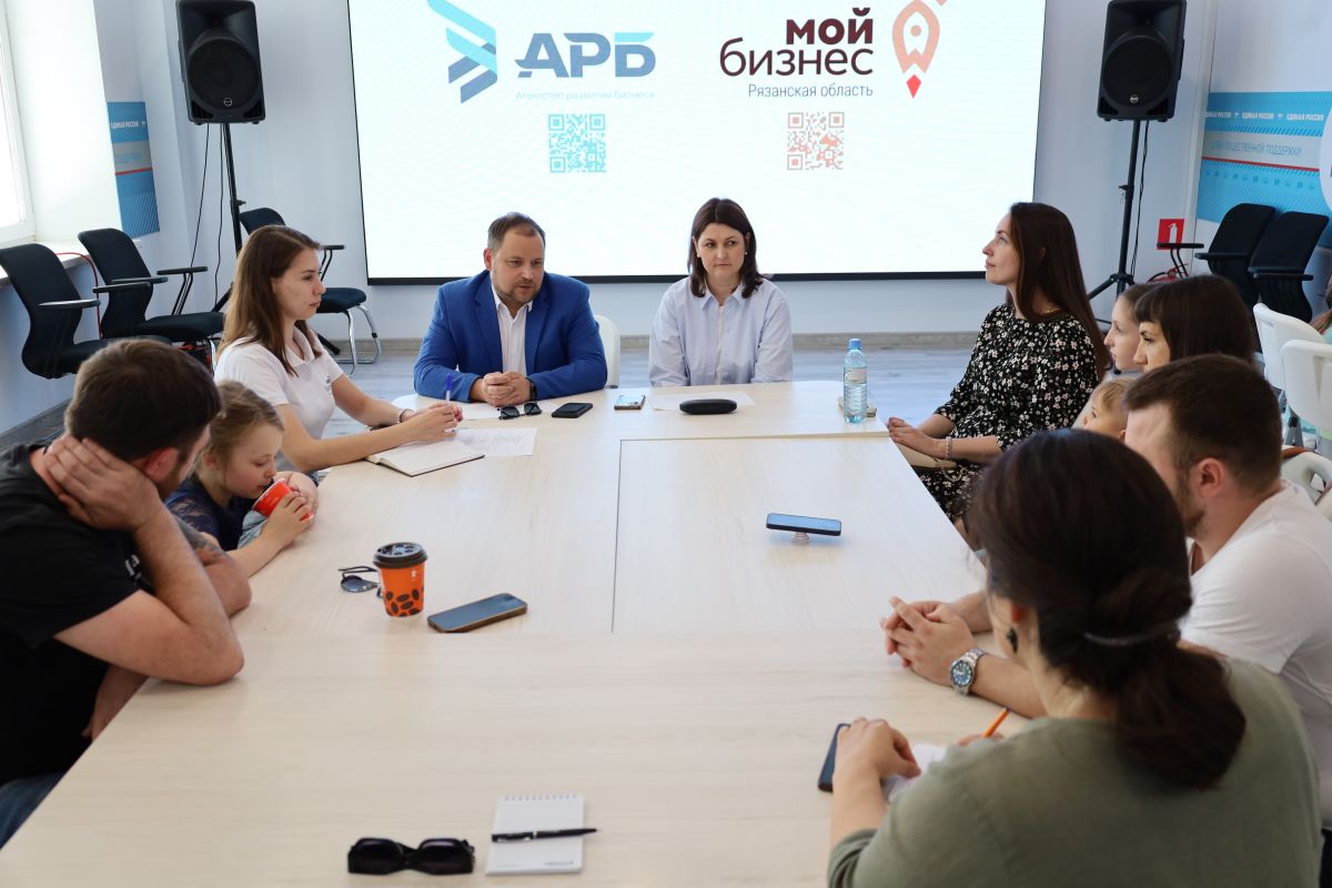 Участники программы «СВОй бизнес» подвели промежуточные итоги реализации проектов