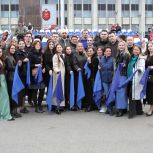 На главной площади Тулы станцевали вальс