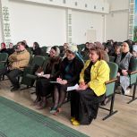 В средней общеобразовательной школе №20 города Назрань состоялась встреча участников предварительного голосования с представителями педагогического сообщества