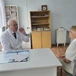 Владимир Пелеганчук обсудил поддержку участников СВО и диспансеризацию населения в Троицком районе