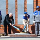 «Единая Россия» и «Газпром» зажгли Вечные огни на мемориалах Великой Отечественной войны в 12 регионах