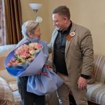 Максим Сорокин поздравил ветерана Великой Отечественной войны