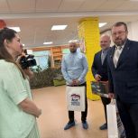 В Снежинске новый состав фракции «Единой России», Собрания депутатов посетила «Бумеранг добра»