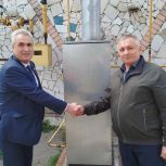 Депутат «Единой России» Виктор Халын передал отопительное оборудование для Дома культуры в Морозовском районе