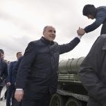 Денис Паслер принял участие в открытии архитектурного ансамбля «Верхняя Пышма – Город трудовой доблести»