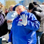 «Единая Россия» провела субботники и экоакции в городах и посёлках Югры