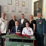 Герой России Эдуард Казымов открыл «Парту Героя» в память об участнике СВО Альберте Безвесильном