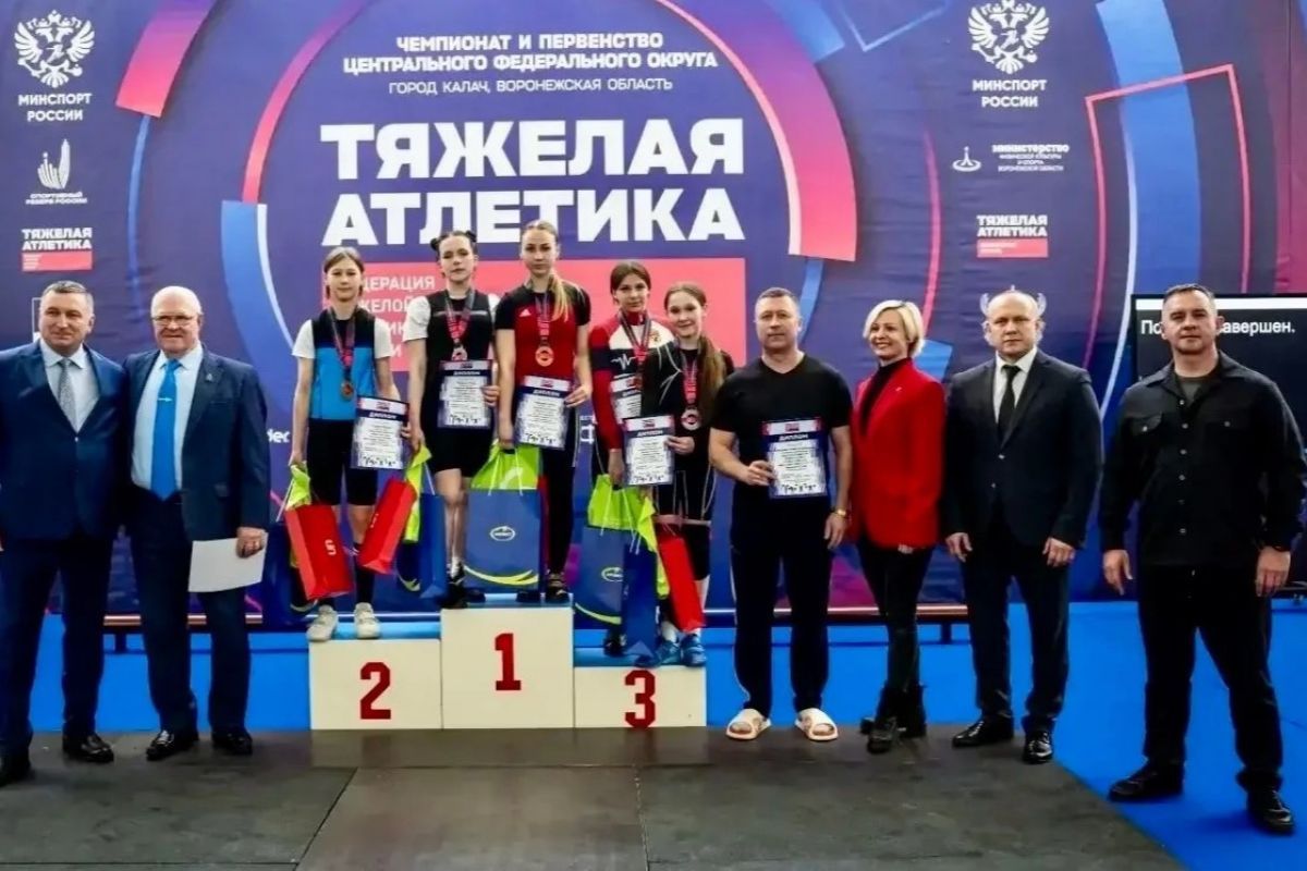 «Единая Россия» провела соревнования по тяжёлой атлетике в Калачеевском районе Воронежской области