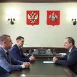Председатель ЗСК Юрий Бурлачко провёл встречу с председателем комитета Госдумы РФ по труду, социальной политике и делам ветеранов Ярославом Ниловым
