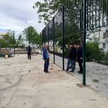 Благоустройство территорий и ремонт объектов – на контроле секретарей местных отделений «Единой России»