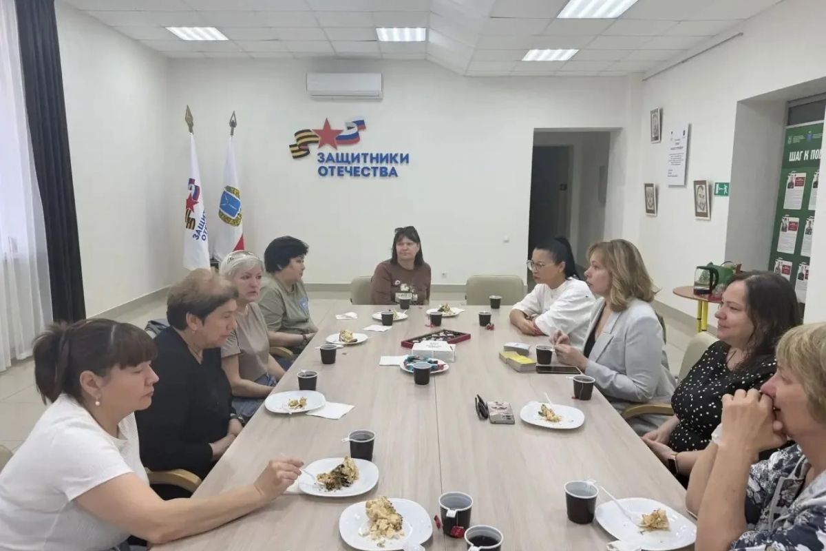 Для мам участников СВО прошла встреча с психологом-волонтером